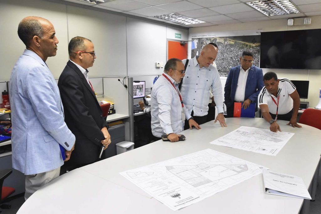 PAVEL ISA CONTRERAS VISITA SIUBEN Y RECIBE INFORME 1024x684