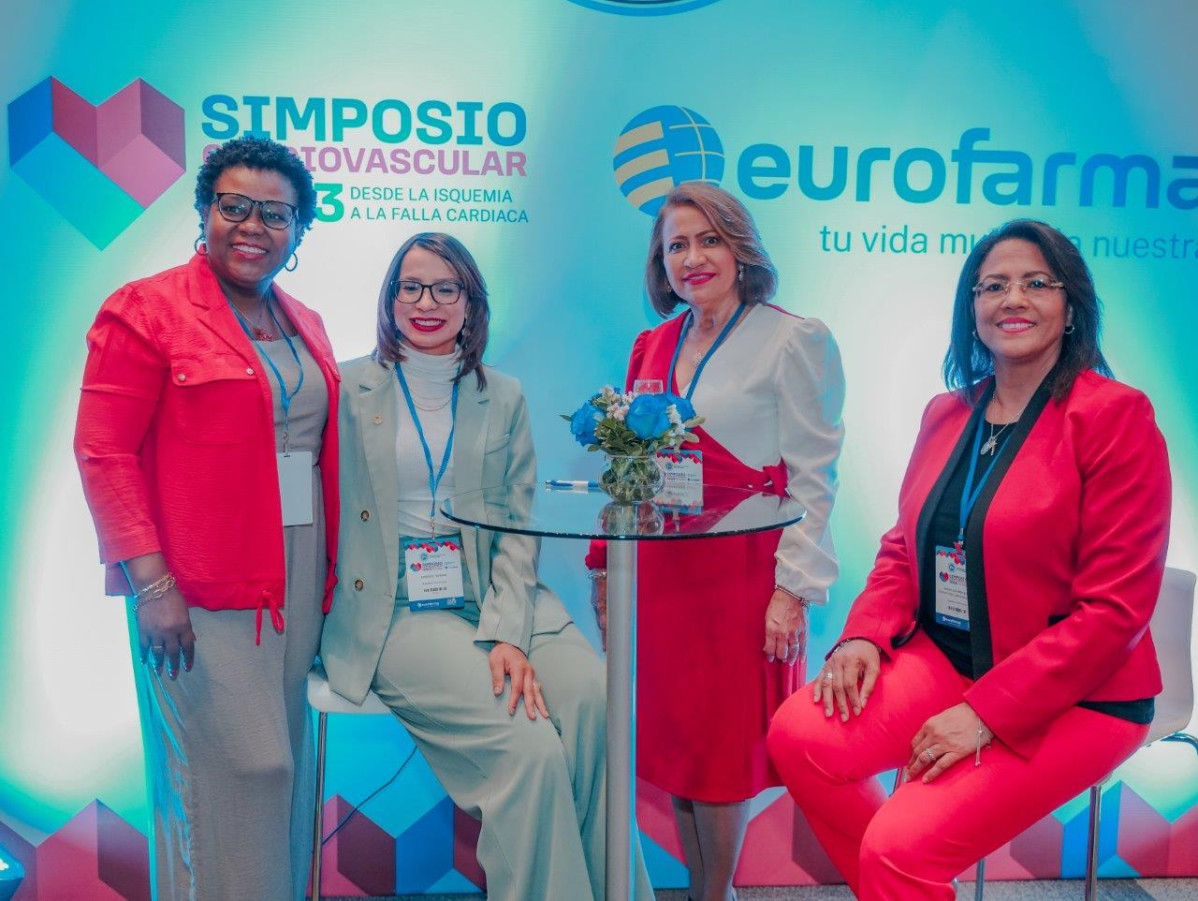 Presidenta SODOCARDIO y participantes