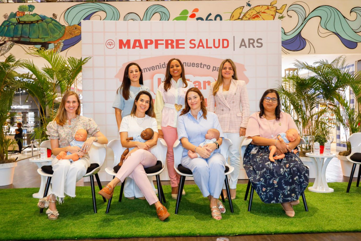 PrincipCarola Leu00f2n, Bu00e1rbara Sodru00e9, Michaela Arriaza, Nelly Escotto, Angie Su00e1nchez, Doris Alburquerque y Natacha Quiterio
