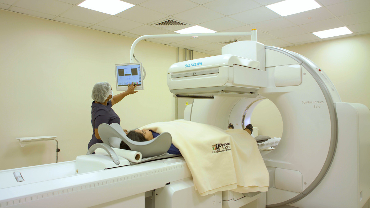 Los equipos poseen tecnologia de vanguardia permitiendo ofrecer diagnosticos mas completos en distintas areas de la medicina