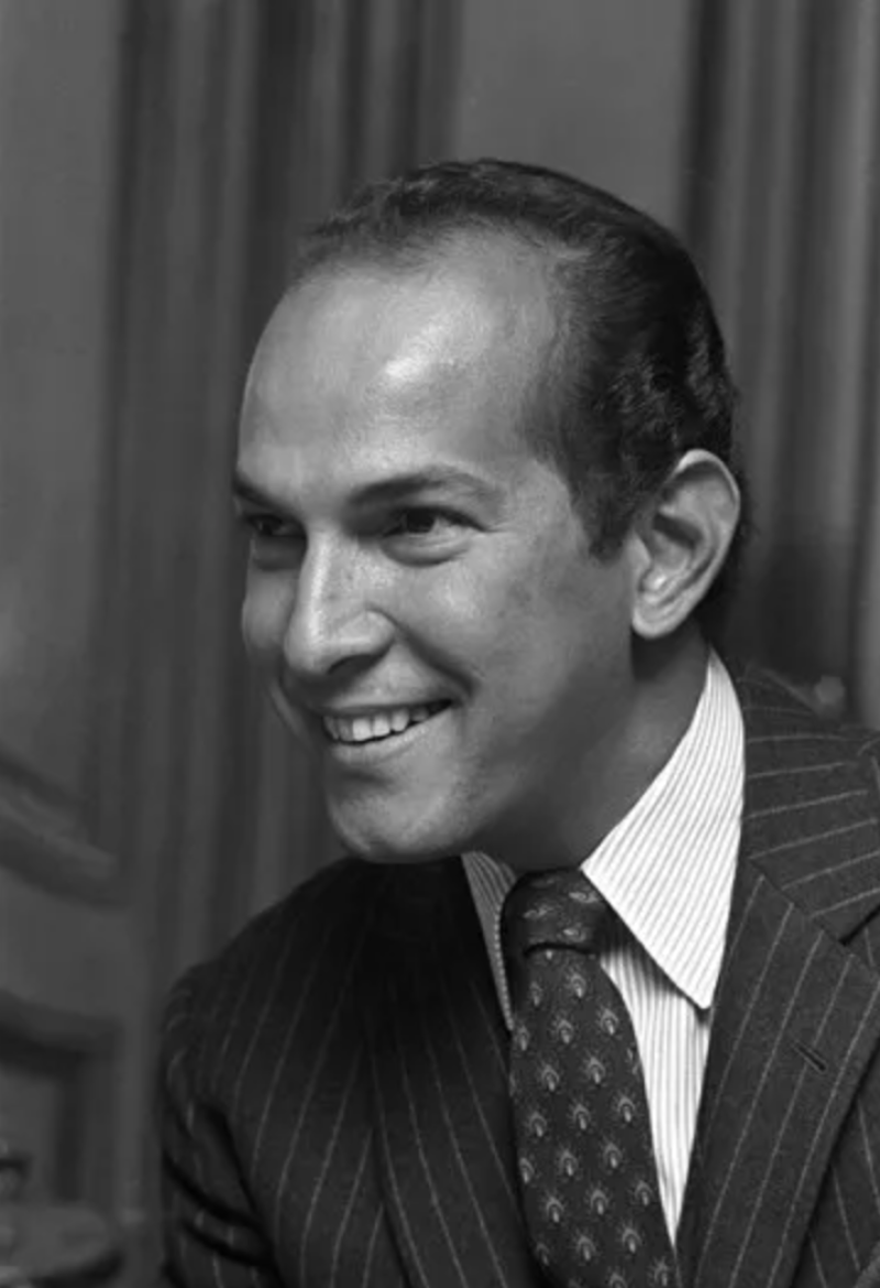 Oscar de la renta.