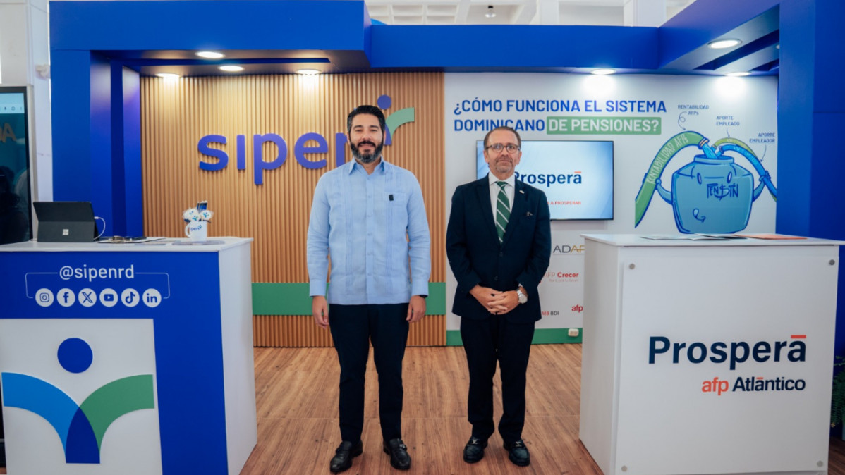 Franciaco A. Torres, Superintendente de Pensones y Filipo Ciccone, presdente de AFP Atlu00e1ntico.