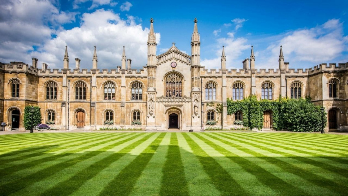University of cambridge banner