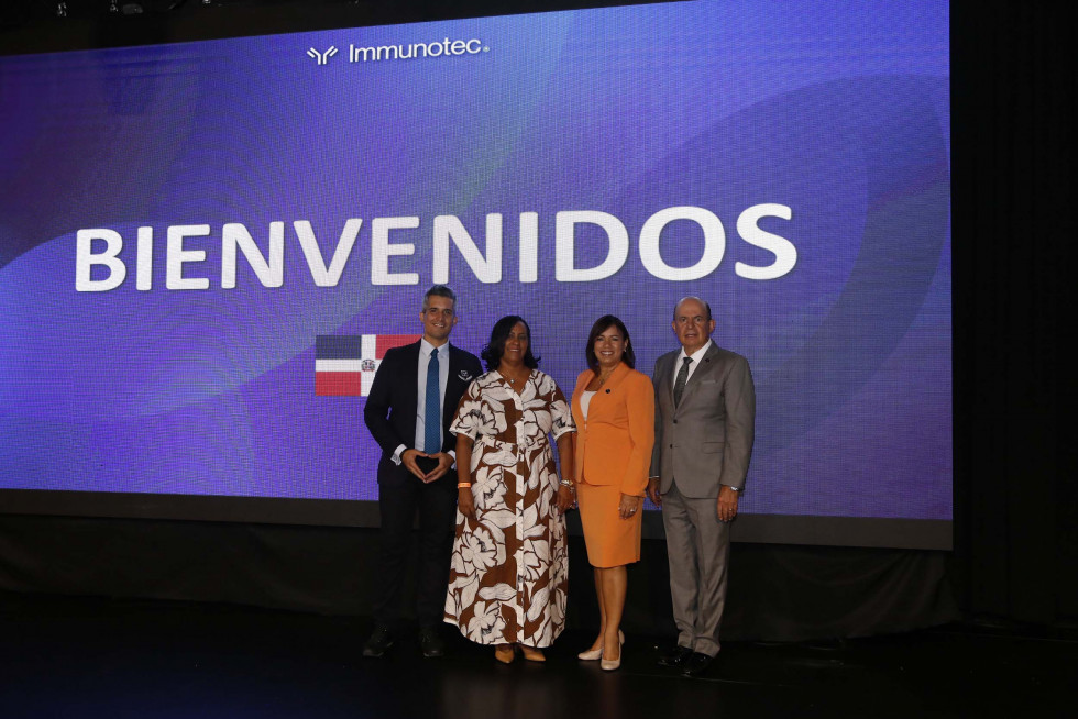 Foto 1, Raúl Tufik, Beatriz Martínez, Soraya Aguiar y Ricardo García Pelayo.