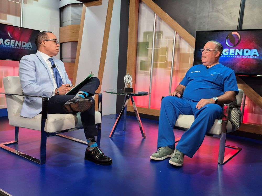 Doctor Yunen en el Programa DAgenda